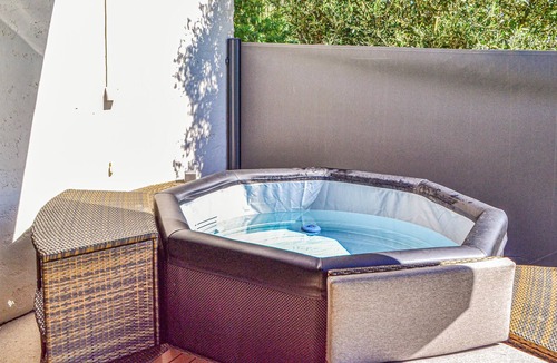 Mugron Apartment | 1 bedroom accommodation in Mugron