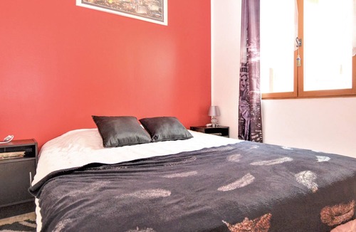 Sernhac Apartment | 1 bedroom accommodation in Sernhac