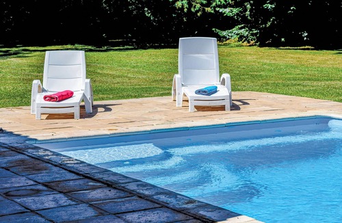 Tasque House | 1 bedroom accommodation in Tasque