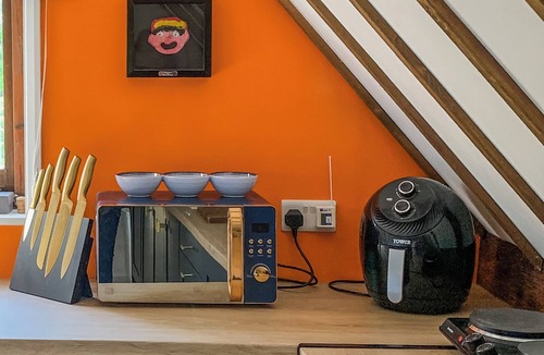 Cowbeech Cottage | 1 bedroom accommodation in Battle