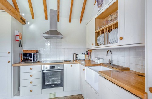 Robertsbridge Cottage | 1 bedroom accommodation in Battle