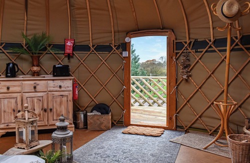 Isle of Thanet Cottage | 1 bedroom accommodation in Chard