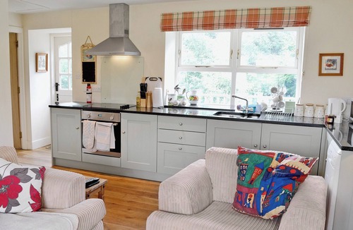 Denholm Cottage | 1 bedroom accommodation in Denholm