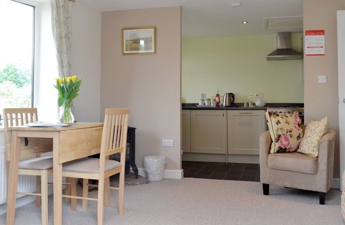 Dursley Cottage | 1 bedroom accommodation in Dursley