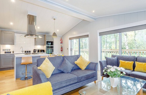 Elton Ski Chalet | 1 bedroom accommodation in Haddon