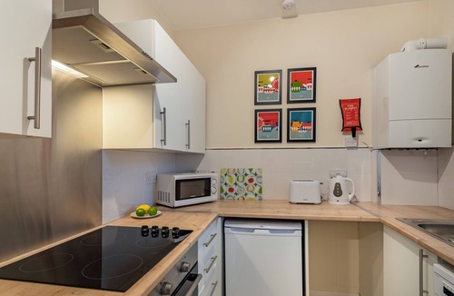 Largs Cottage | 1 bedroom accommodation in Largs
