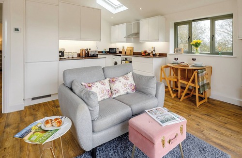 North Weald Cottage | 1 bedroom accommodation in Ongar