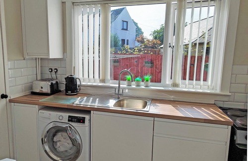 Perth Cottage | 1 bedroom accommodation in Luncarty, near Perth