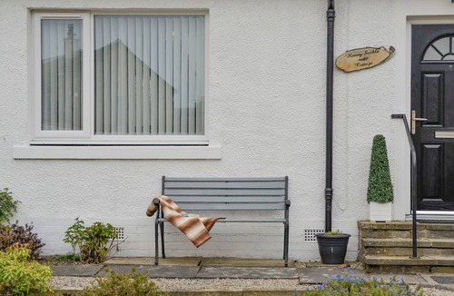 Perth Cottage | 1 bedroom accommodation in Luncarty, near Perth