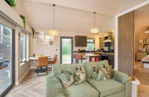 Selby Ski Chalet | 1 bedroom accommodation in South Duffield, Nr York