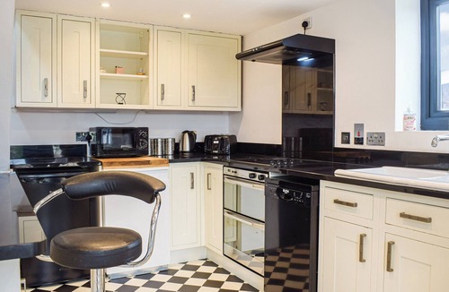 Bodenham Cottage | 1 bedroom accommodation in Sutton