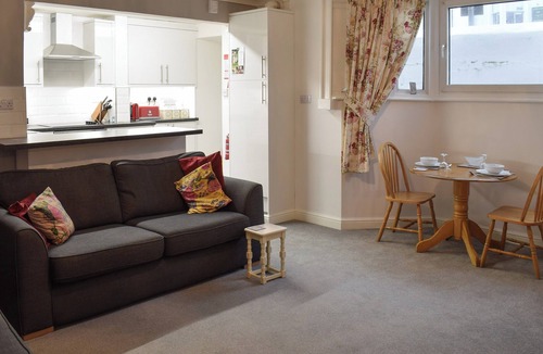 West Cliff Cottage | 1 bedroom accommodation in Whitby