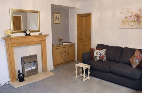 West Cliff Cottage | 1 bedroom accommodation in Whitby