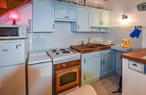 Aurel House | 1 bedroom accommodation in Aurel