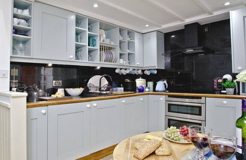 Beer Cottage | 1 bedroom accommodation in Beer