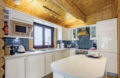 Weybread Cabin | 1 bedroom accommodation in Weybread, Diss