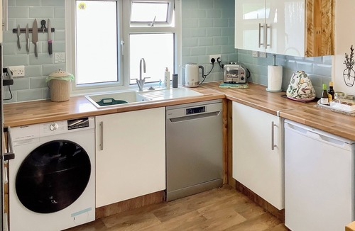 Godshill Cottage | 1 bedroom accommodation in Roud