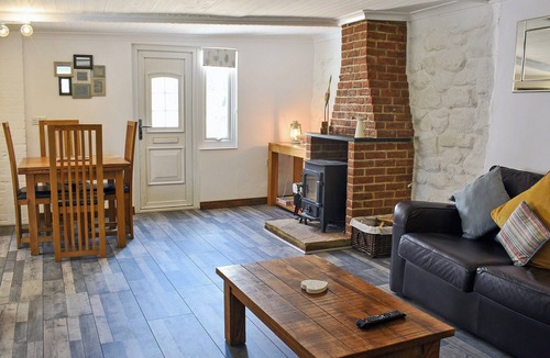 Godshill Cottage | 1 bedroom accommodation in Roud