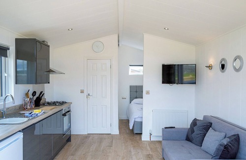 Hutton Rudby Ski Chalet | 1 bedroom accommodation in Hutton Rudby, Yarm