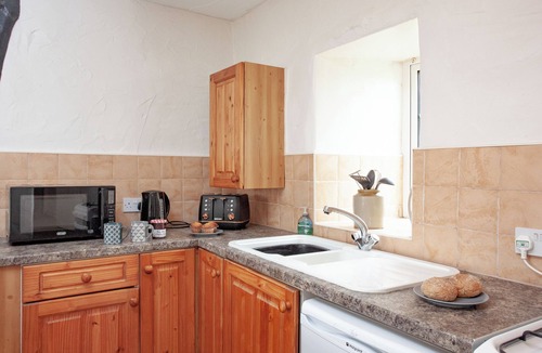 Looe Cottage | 1 bedroom accommodation in Looe