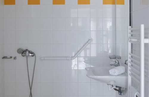 Montreal Apartment | 1-bedroom apartment, easy access (2/4 pers.)