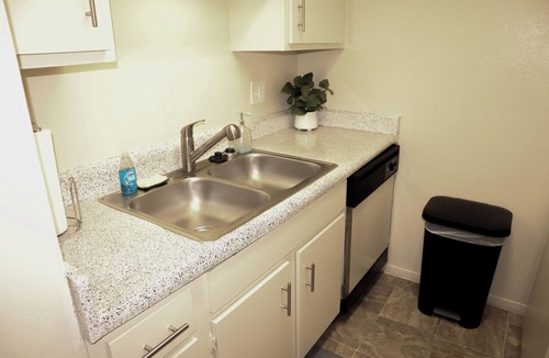 The Galleria Apartment | 1-bedroom apartment Cozy Luxe Stay Galleria Area