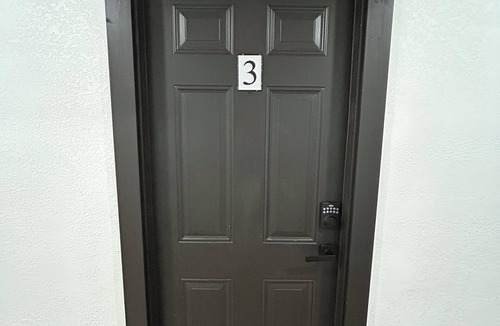 Duncan Apartment | 1-bedroom apartment in amazing Duncan with access to full gym