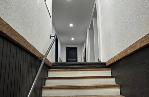 Duncan Apartment | 1-bedroom apartment in amazing Duncan with access to full gym