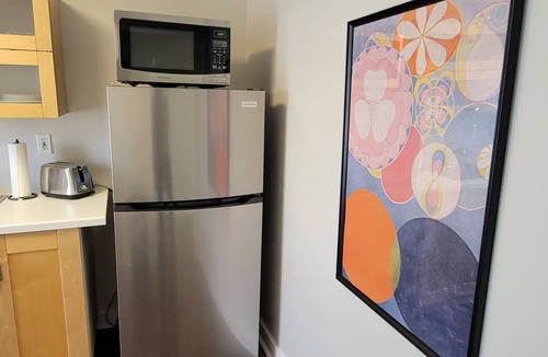 Blake - Jones Apartment | 1 bedroom apartment in historic Danforth home