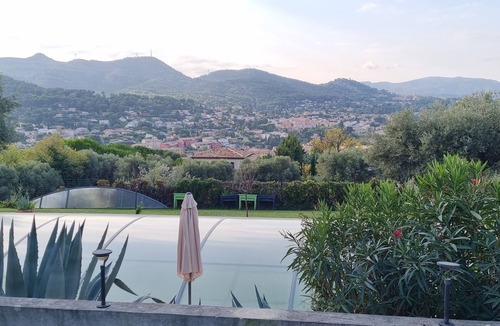 Allauch Apartment | 1 bedroom apartment in allauch