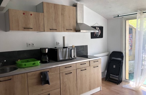 Tresques Apartment | 1 Bedroom Apartment in Tresques