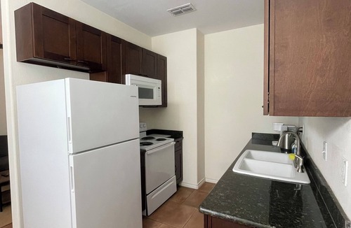Lindale Apartment | 1-bedroom apartment in lovely Lindale
