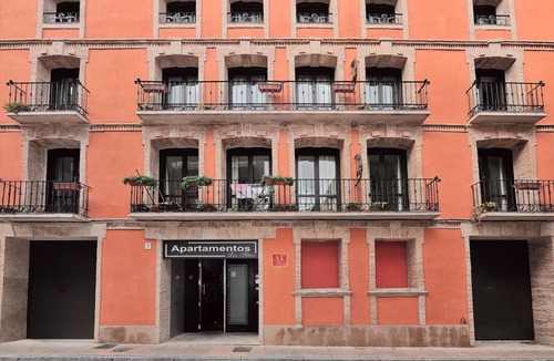 La Magdalena Apartment | 1 bedroom apartment Los Sitios, Zaragoza Centro.