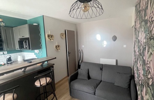 Favieres Apartment | 1-bedroom apartment With sofa bed 140 Fully equipped Functional Flexible