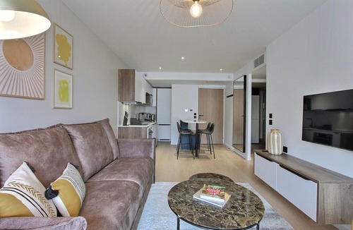 Grenelle Apartment | 1-bedroom apartment with balcony and air conditioning near the Eiffel Tower
