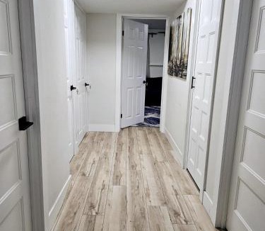 Westminster Apartment | 1 Bedroom Apartment with Living Room and Full Washroom to yourself alone and a private car park