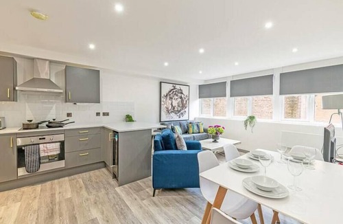 Preston Apartment | 1 Bedroom Apt Winkley Square
