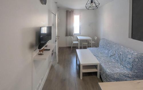 Berck-sur-Mer Apartment | 1 Bedroom Awesome Apartment In Berck Plage