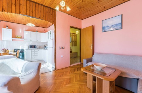 Dinjiska Apartment | 1 bedroom awesome apartment in Dinjiska