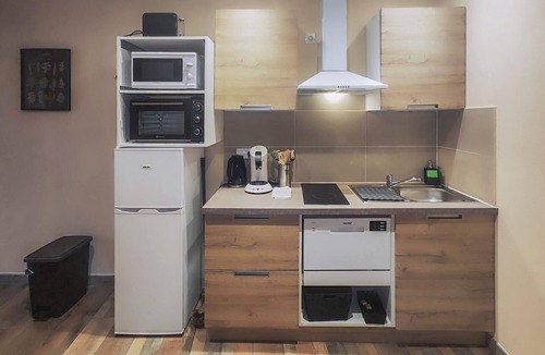 Saint-Chinian Apartment | 1 bedroom awesome apartment in Saint Chinian