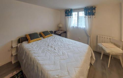Blere House | 1 Bedroom Awesome Home In Bléré