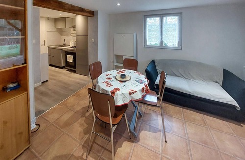 Blere House | 1 bedroom awesome home in Bléré