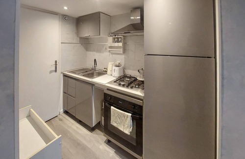 Blere House | 1 bedroom awesome home in Bléré