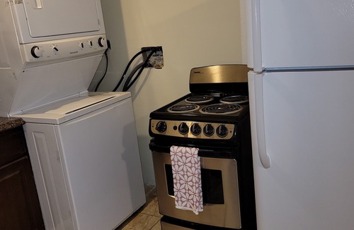 Odenton House | 1 Bedroom Basement Suite