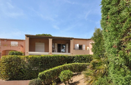 Sainte-Maxime Apartment | 1 bedroom beach front apartment in Sainte-Maxime