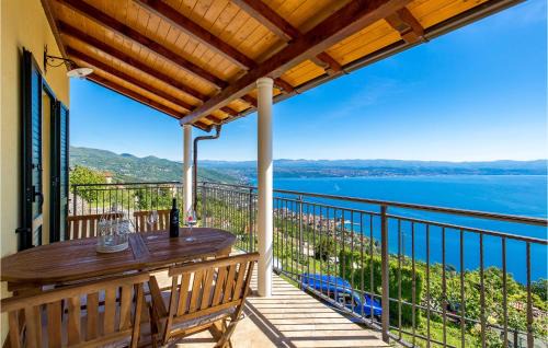 Tulisevica Apartment | 1 Bedroom Beach Front Apartment In Lovran