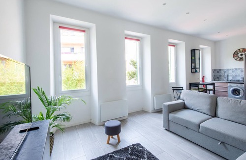 Les Chartreux Apartment | 1 bedroom beautiful apartment in Marseille
