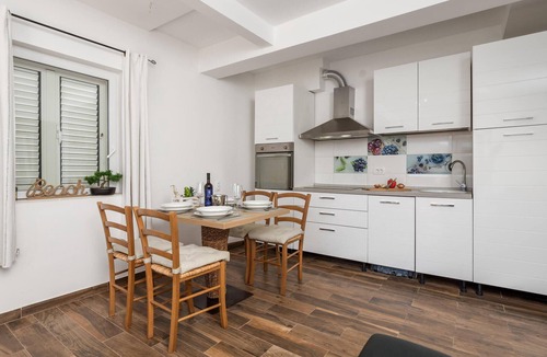 Cres Apartment | 1 bedroom beautiful apartment in Cres