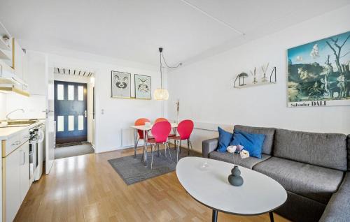 Dueodde Apartment | 1 Bedroom Beautiful Apartment In Nexø