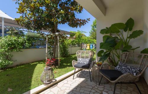 Porec Apartment | 1 Bedroom Beautiful Apartment In Porec